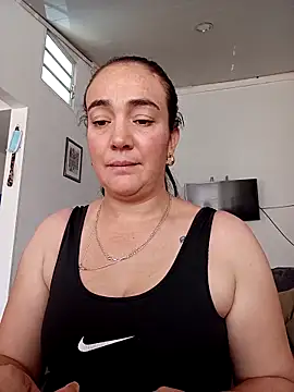 skayhot  online show from 03.01.25