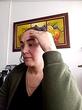 skayhot  online show from 03.04.25