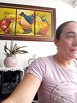 skayhot  online show from 03.06.25