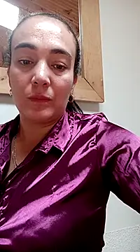 skayhot  online show from 03.15.25