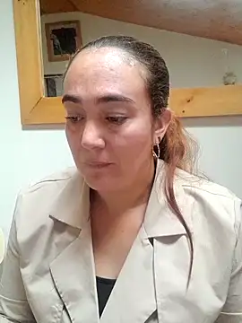 skayhot  online show from 04.01.26