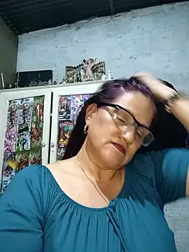 Snapshot of Edged_Hot69 chatting on 01.13.26 Edged Hot69 online show from 01.13.26