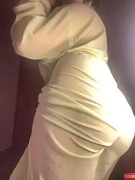 Snapshot of Ghazala-bitsh chatting on 01.26.25 Ghazala-bitsh online show from 01.26.25