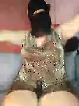 Cat Sharisa online show from 01.21.25