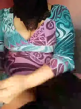 Cat Sharisa online show from 01.30.25