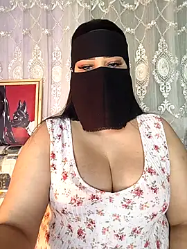 Cat Sharisa online show from 11.19.25