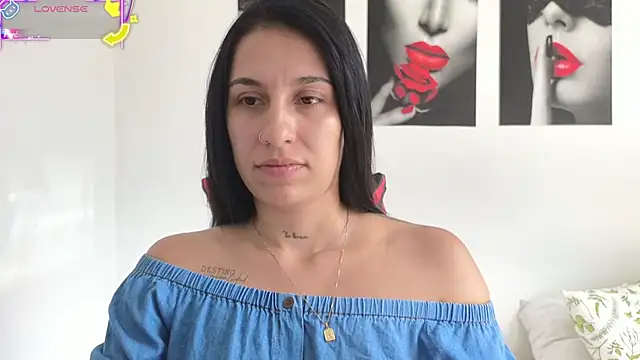 Snapshot of tammyandrade_ chatting on 07.15.26 tammyandrade online show from 07.15.26