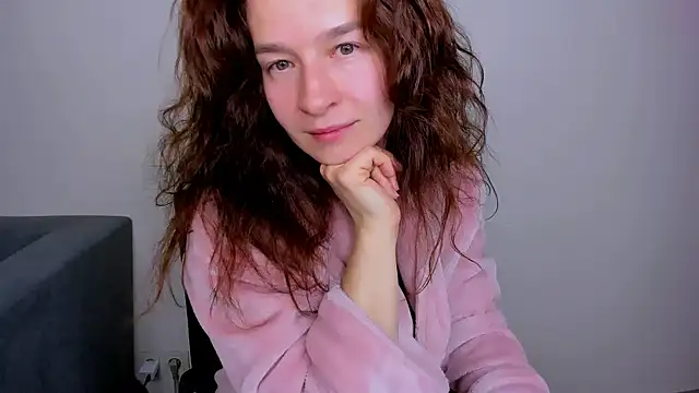 Snapshot of Clear_Angel chatting on 10.27.25 Clear Angel online show from 10.27.25