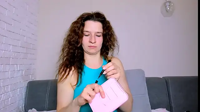 Snapshot of Clear_Angel chatting on 11.06.25 Clear Angel online show from 11.06.25