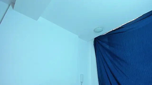 Snapshot of emiily15__ chatting on 01.31.25 emiily15 online show from 01.31.25