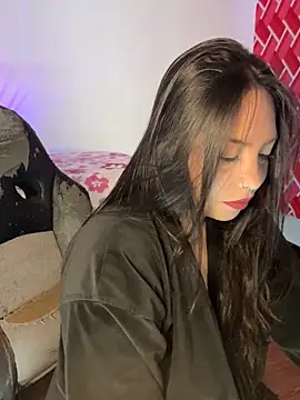 Snapshot of emiily15__ chatting on 09.12.25 emiily15 online show from 09.12.25