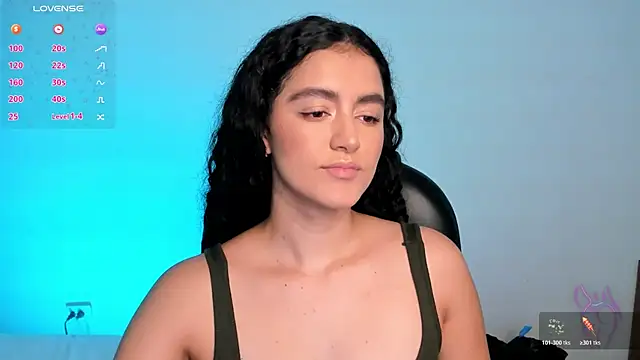 Snapshot of Adhara-zanne chatting on 07.22.26 Adhara-zanne online show from 07.22.26