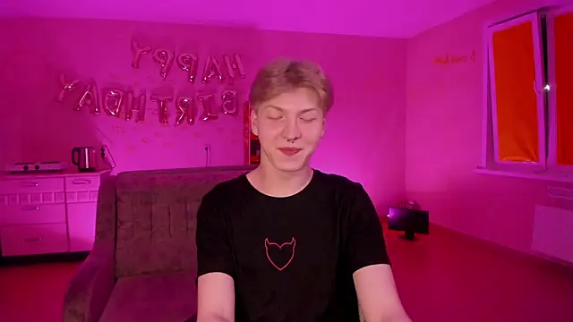 TheMikeSever online show from 03.18.25