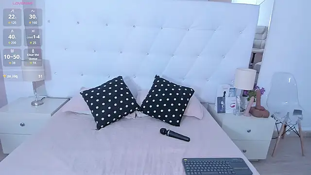 Snapshot of Isla_Scott chatting on 09.11.25 Isla Scott online show from 09.11.25