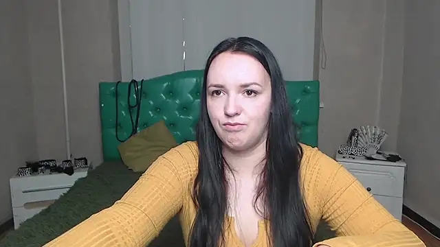 Snapshot of IsabelBlackberry chatting on 12.16.24 IsabelBlackberry online show from 12.16.24