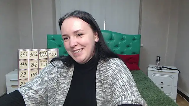 Snapshot of IsabelBlackberry chatting on 01.20.25 IsabelBlackberry online show from 01.20.25