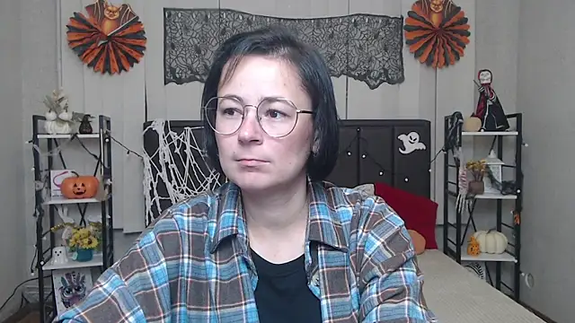 MarieSho online show from 10.29.25