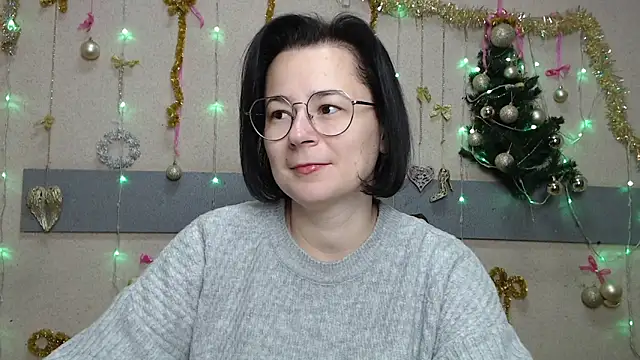MarieSho online show from 12.17.25