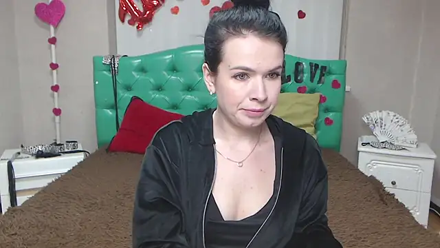 JasmineKouch online show from 01.17.26
