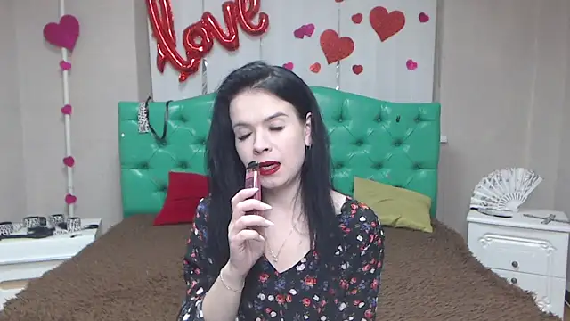JasmineKouch online show from 03.08.26