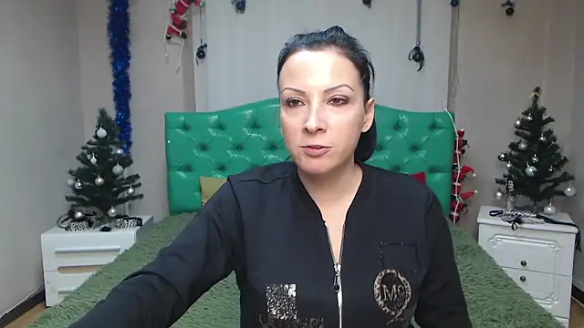 ElizabethSho online show from 01.18.25