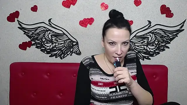 ElizabethSho online show from 03.06.25