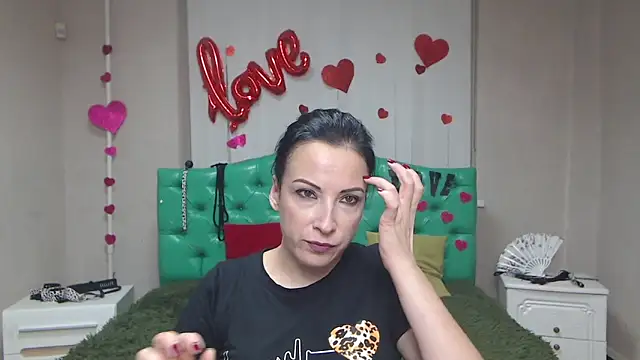 ElizabethSho online show from 09.09.25