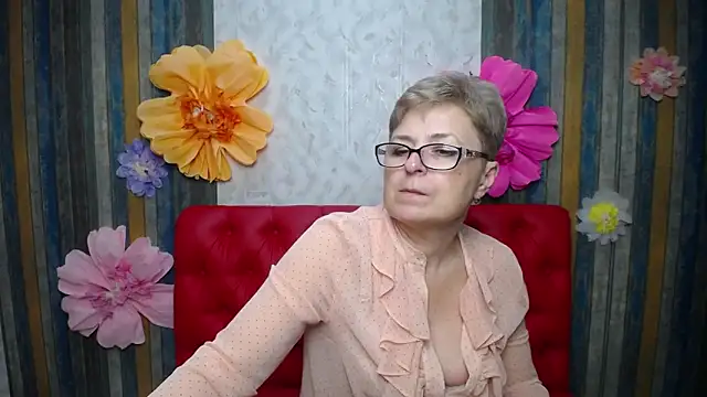 EmiliaGree online show from 04.18.26