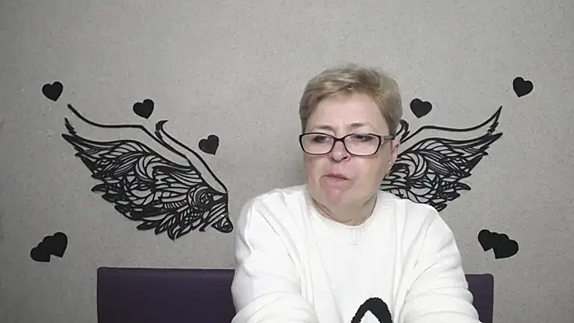 EmiliaGree online show from 04.30.26