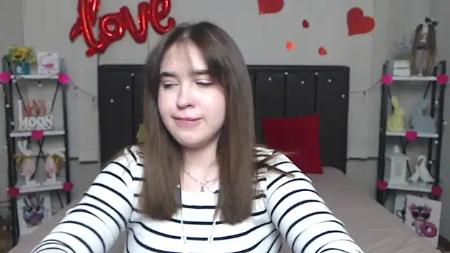 LauraHlot online show from 03.08.25