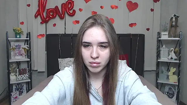 LauraHlot online show from 03.06.26