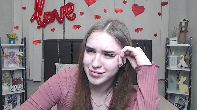 LauraHlot online show from 03.08.26