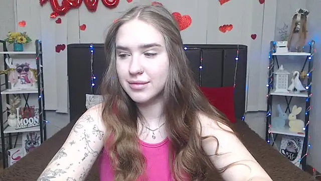 LauraHlot online show from 05.26.26