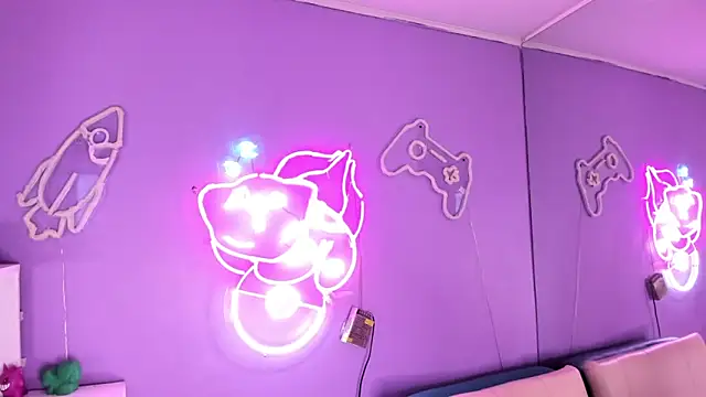 Camiila Osorio online show from 11.07.25