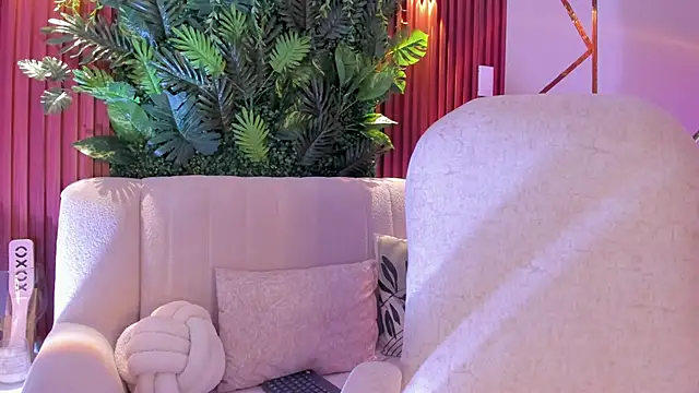 foxxxmegan online show from 10.21.25