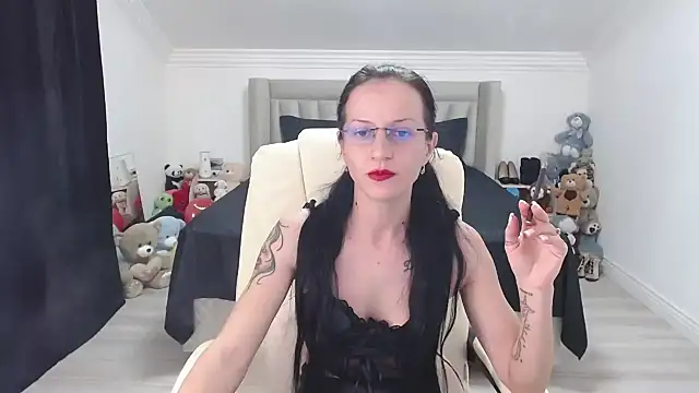 Snapshot of CatWoman0001 chatting on 02.09.26 CatWoman0001 online show from 02.09.26