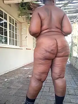 Thickchocolatex2 online show from 12.07.24