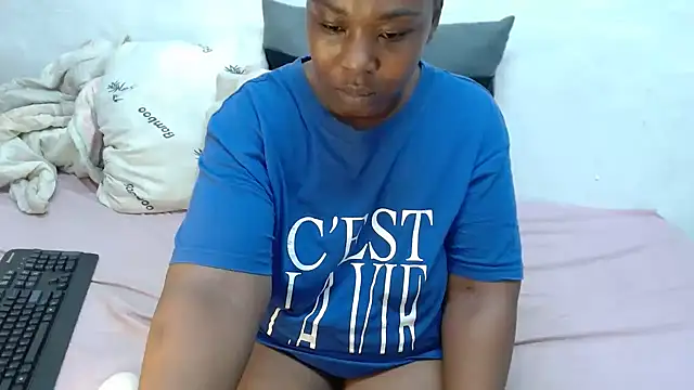 Thickchocolatex2 online show from 09.14.25