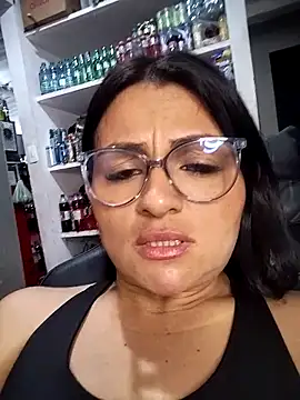 Linda Lars online show from 10.26.25