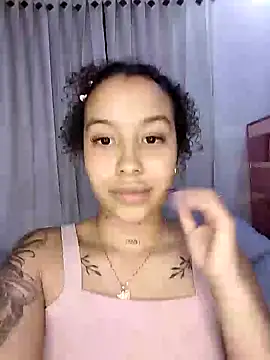 MarieLeon online show from 03.06.25