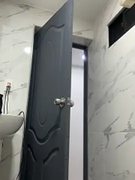 Arilw online show from 10.31.25