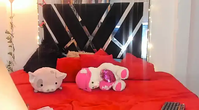 Charllote23 online show from 01.27.25