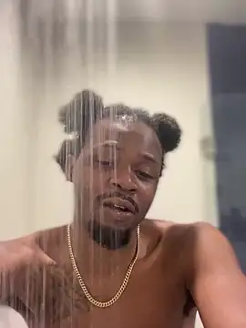 Snapshot of MobyDxck chatting on 12.28.24 MobyDxck online show from 12.28.24