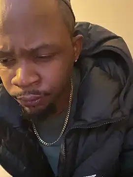 Snapshot of MobyDxck chatting on 01.10.25 MobyDxck online show from 01.10.25