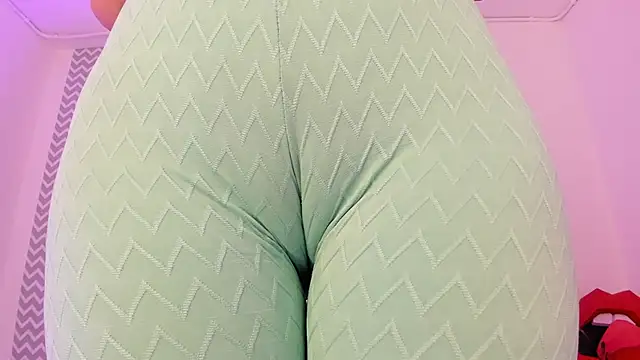 cloehonney online show from 09.11.25