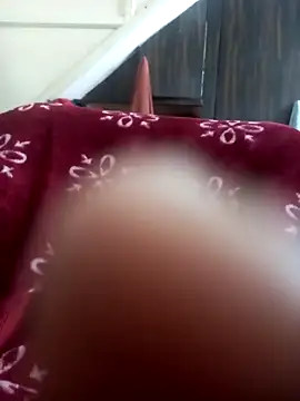 Snapshot of Shubuu__x chatting on 02.14.26 Shubuu x online show from 02.14.26