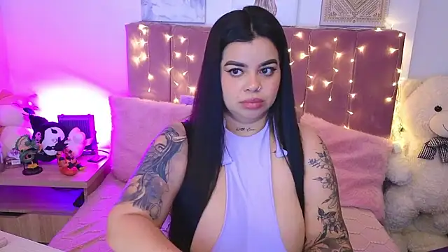 MiahJoness online show from 03.25.26