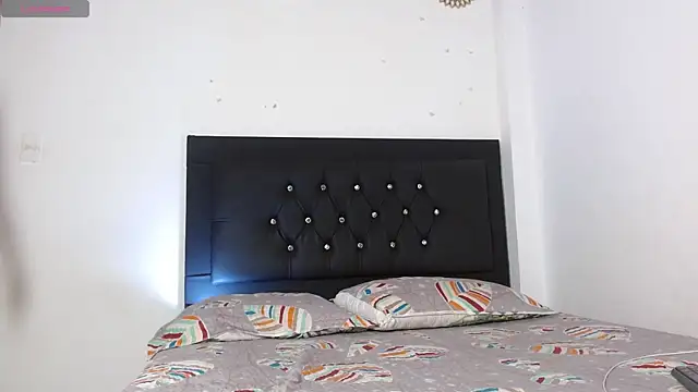 Adele Rush online show from 09.22.25