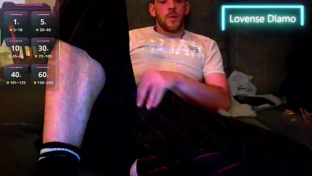 Snapshot of _NakedChef_ chatting on 02.27.26 NakedChef online show from 02.27.26