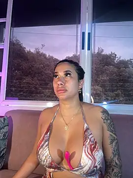 kiim taaylor online show from 09.18.25